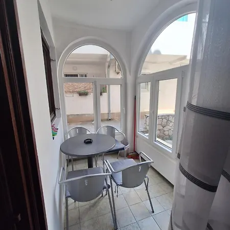 Apartment Tisa *