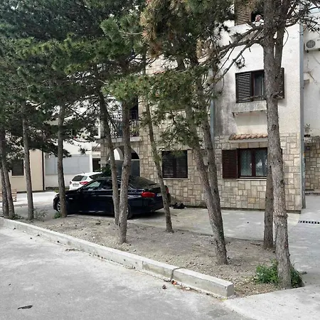 Tisa Apartment